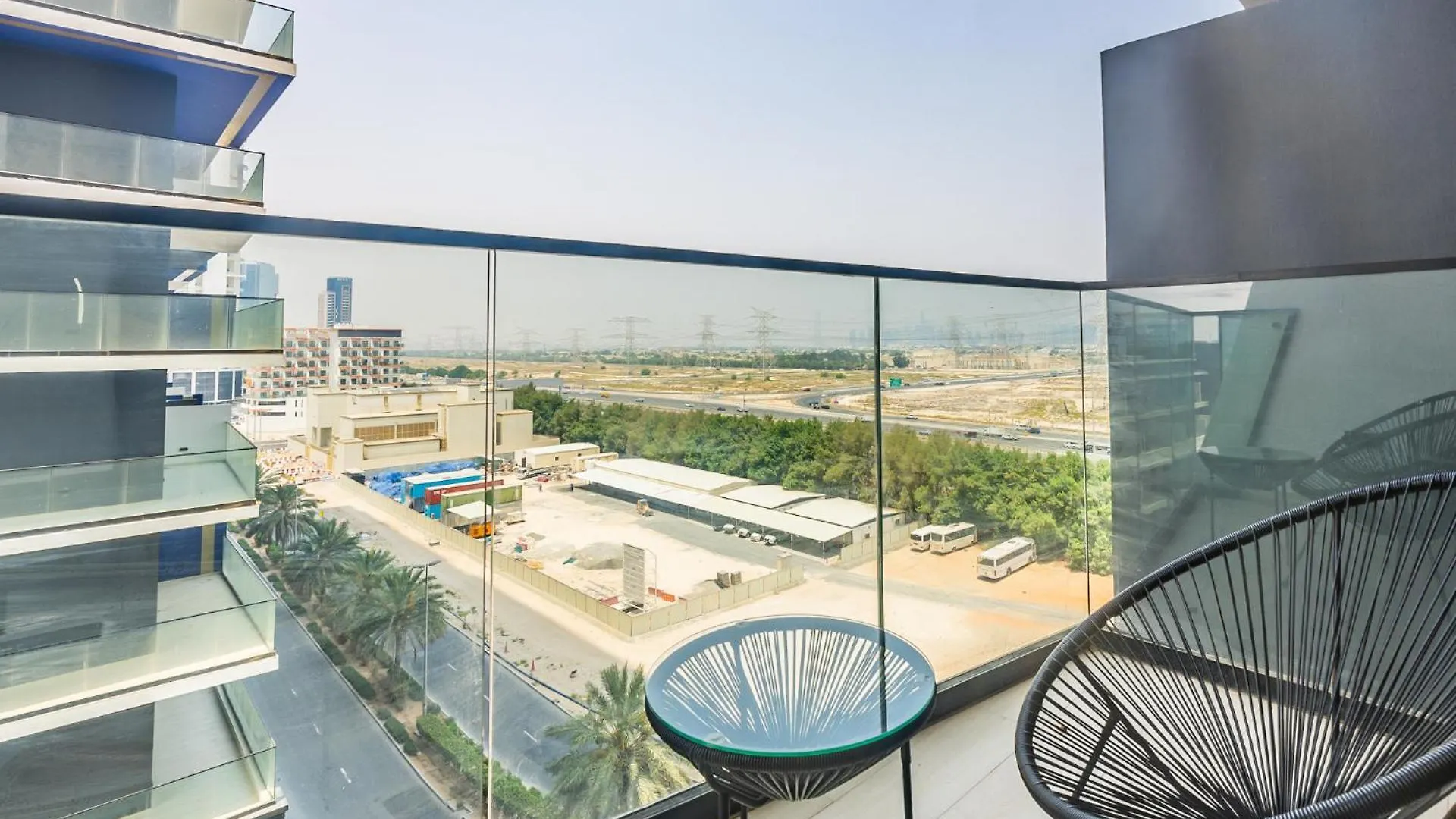 Modern Retreat In This Unique Building In Jvc Dubai 0*,