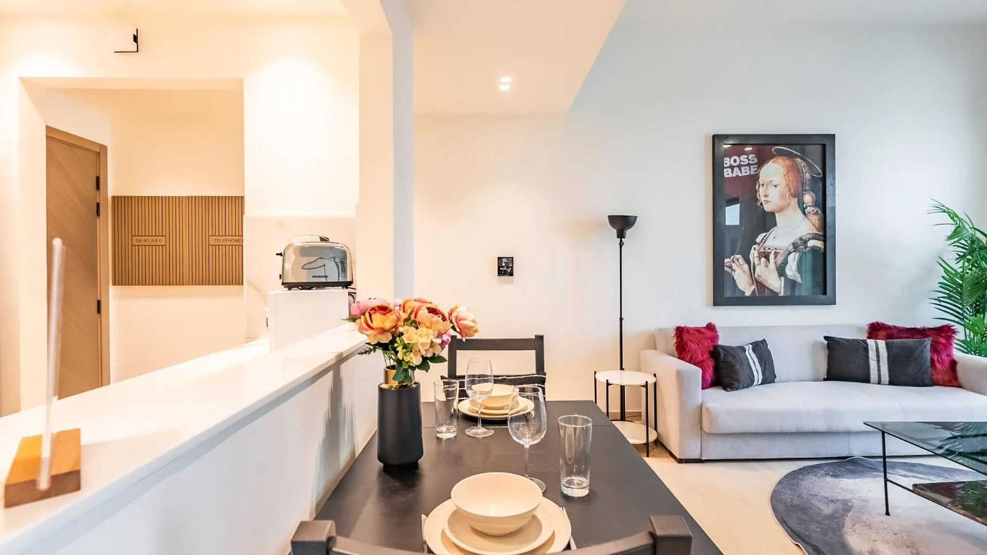 Apartment Modern Retreat In This Unique Building In Jvc Dubai